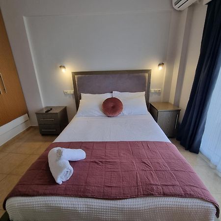 Greenhill Holiday Suites Sarti Luaran gambar