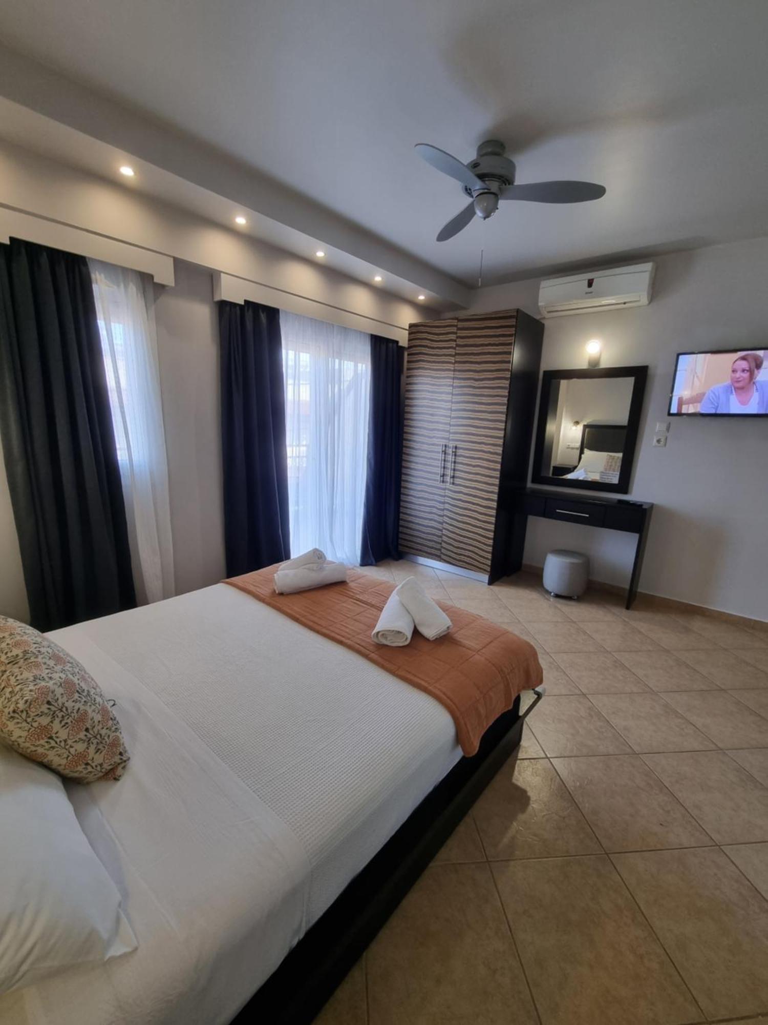 Greenhill Holiday Suites Sarti Luaran gambar
